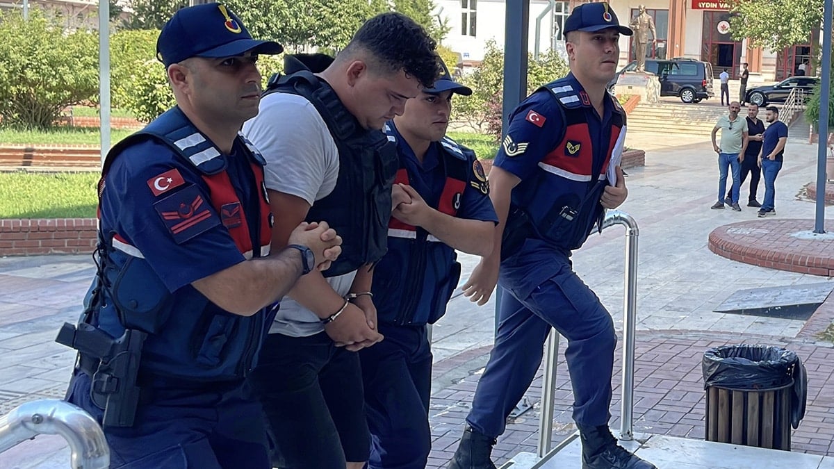 Aydın'da motosiklet sürücüsünün ölümüne neden olan kamyonet şoförü tutuklandı