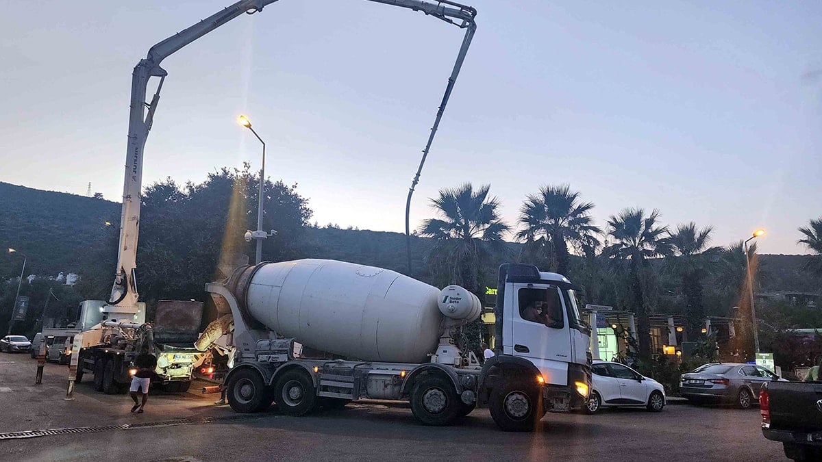 Yasağı takan yok: Bakan Ersoy’un beş yıldız otelinin önünde beton döktüler