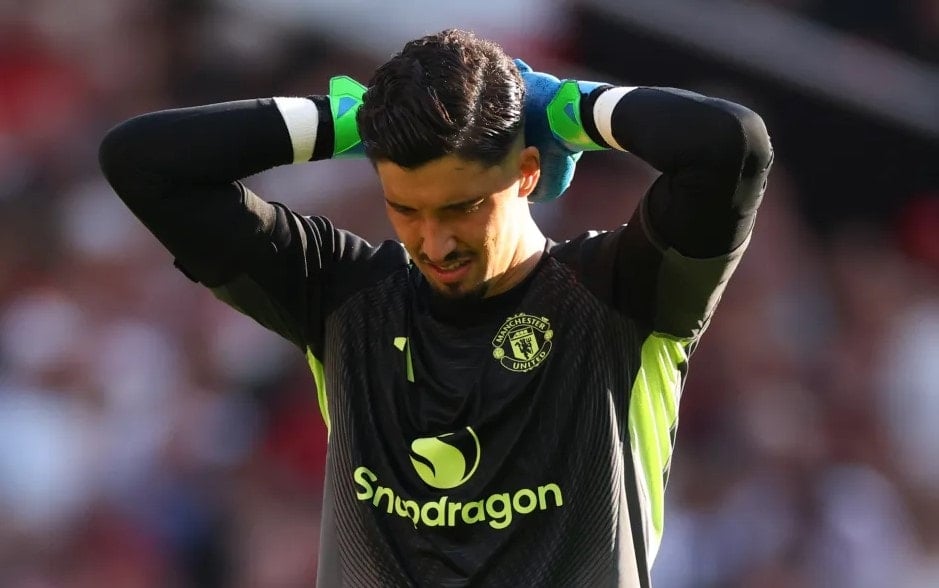 Manchester'da Altay'ın kredisi tükeniyor! Yönetimden flaş hamle