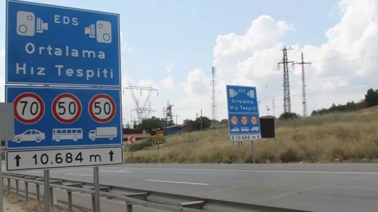 Tüm sürücüleri ilgilendiriyor: Hız sınırı levhaları sil baştan değişiyor!