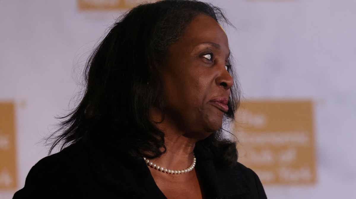 Trump, FED Yönetim Kurulu Üyesi Lisa Cook'u görevden aldı: Lisa Cook kimdir, neden görevden alındı?