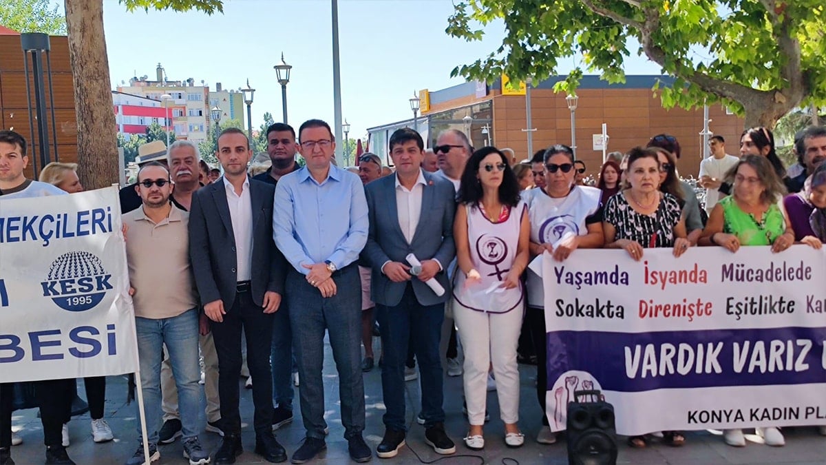 Konya’da sağlıkçılardan kıyafetinden dolayı hasta muayene etmeyen doktora tepki