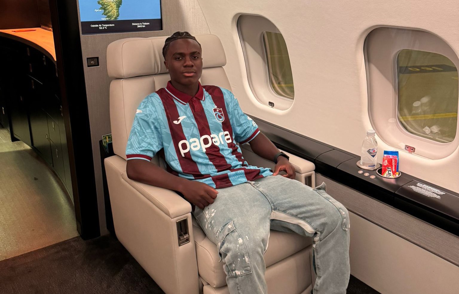 Trabzonspor'un yeni yıldızı Christ Inao Oulai geldi - Sözcü