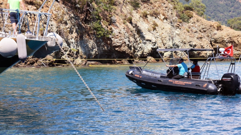 Milletvekili Özcan’dan şamandıralara tepki “Göcek körfezinde yargı askıda doğa tehlikede”