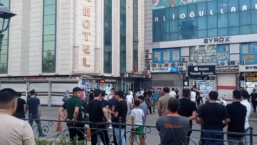 'Alacak-verecek' tartışmasında oteli kurşun yağmuruna tuttular