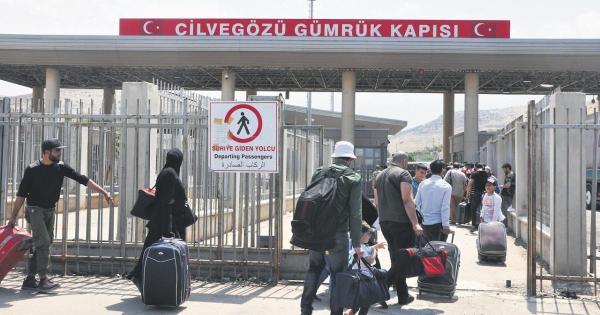 Bakan Yerlikaya paylaştı: Ülkesine dönen Suriyeli sayısı belli oldu