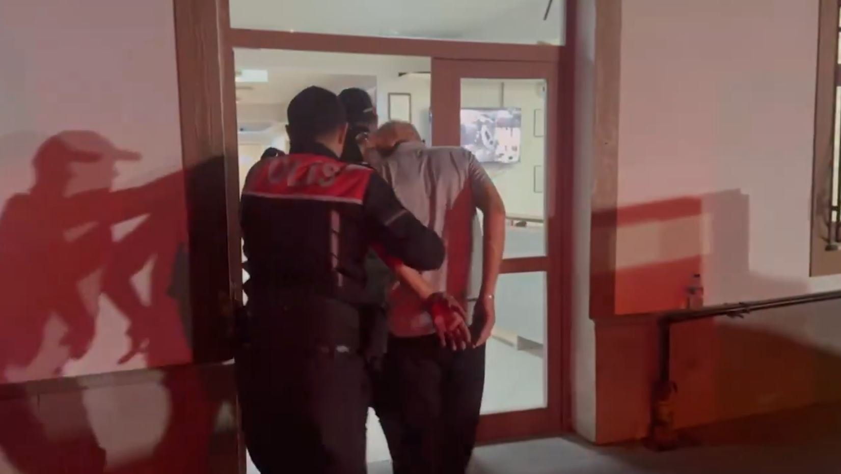 Trafikteki baltalı saldırganlar gözaltında!