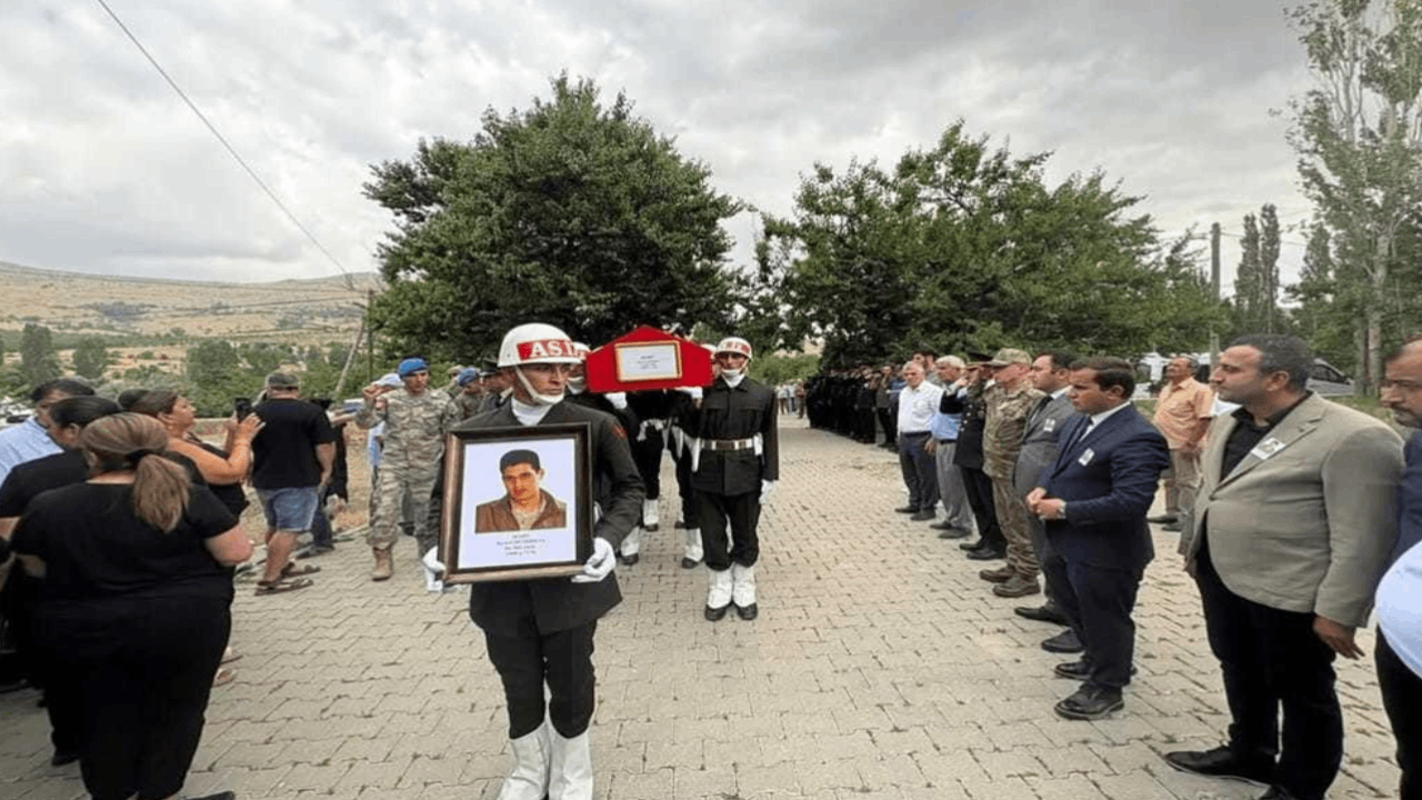 Düzce depreminde şehit olan onbaşının naaşı, 26 yıl sonra Malatya'ya nakledildi