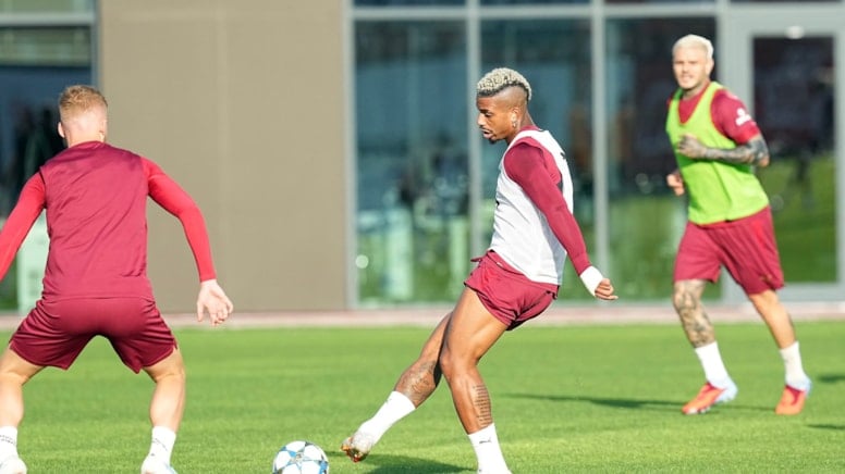 Galatasaray'da Eintracht Frankfurt maçı hazırlıkları