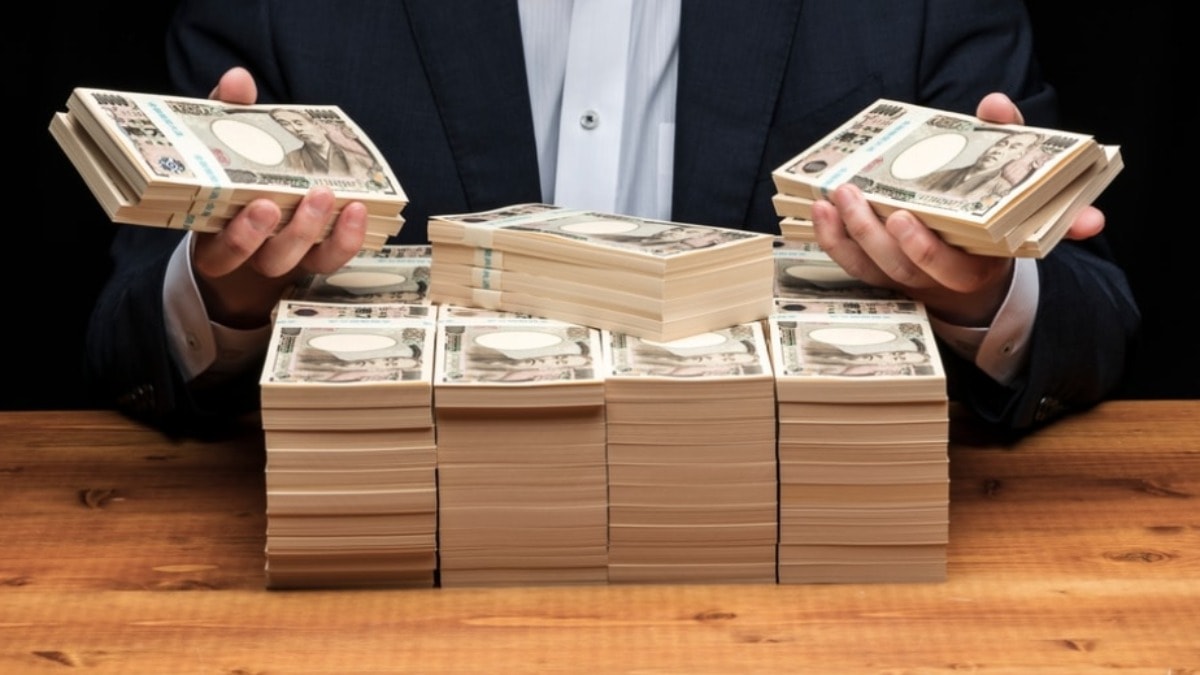 Dev şirket 2 müşteri sayesinde para bastı: Milyar dolarlar aktı, rekor kırıldı