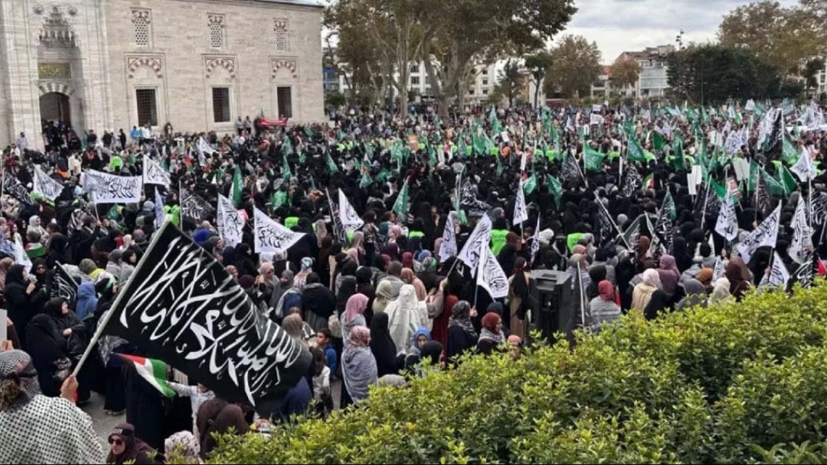 Üç şehirde ‘gerici’ gövde gösterisi