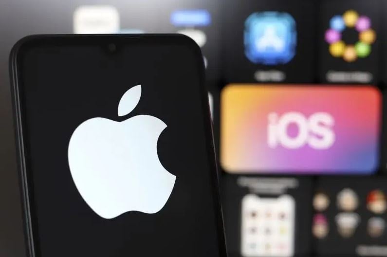 iOS 26 güncellemesi iPhone'ları riske attı! Kullanıcılardan şikayet yağdı