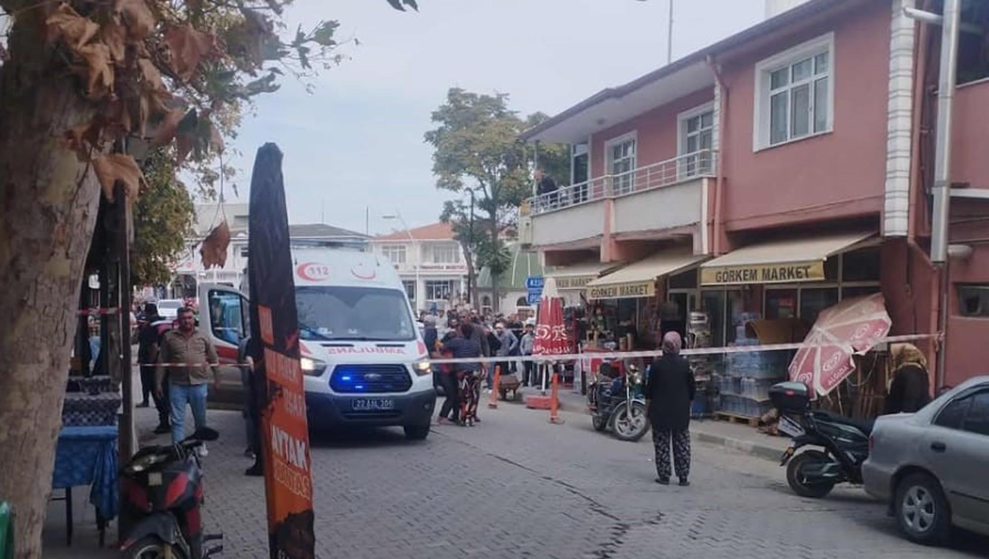 Kıraathanede oyun oynarken kurşun yağmuruna tutuldu! Katil baba-oğul yakalandı