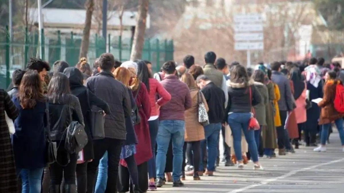 DİSK-AR'dan işsizlik raporu! 1 milyon 117 bin kişilik artış