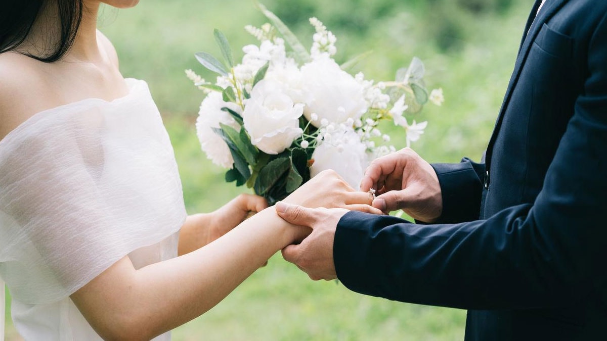 Milyonlarca kadını ilgilendiren soyadı düzenlemesi AYM'de!