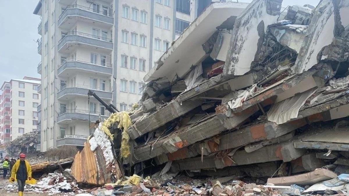 Ezgi Apartmanı davasında tansiyon yükseldi