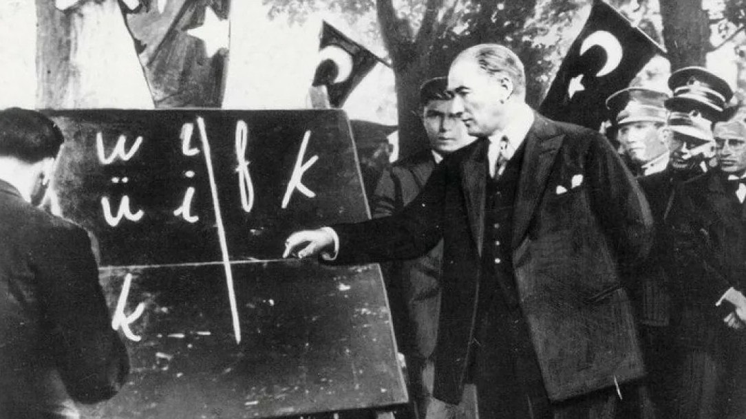 Türkçe, Mayalar, Mısır, Hindistan ve dünyanın gizli dil haritası | Türkçe tüm dillerin atası olabilir mi?