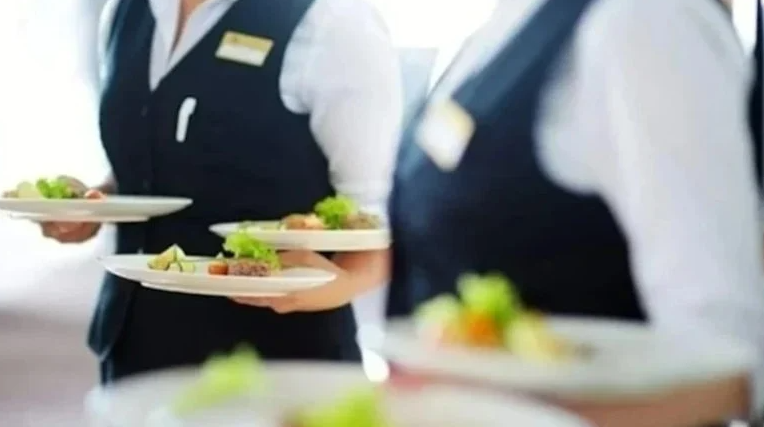 Hizmet ve perakende sektörüne güven artarken, inşaata azaldı