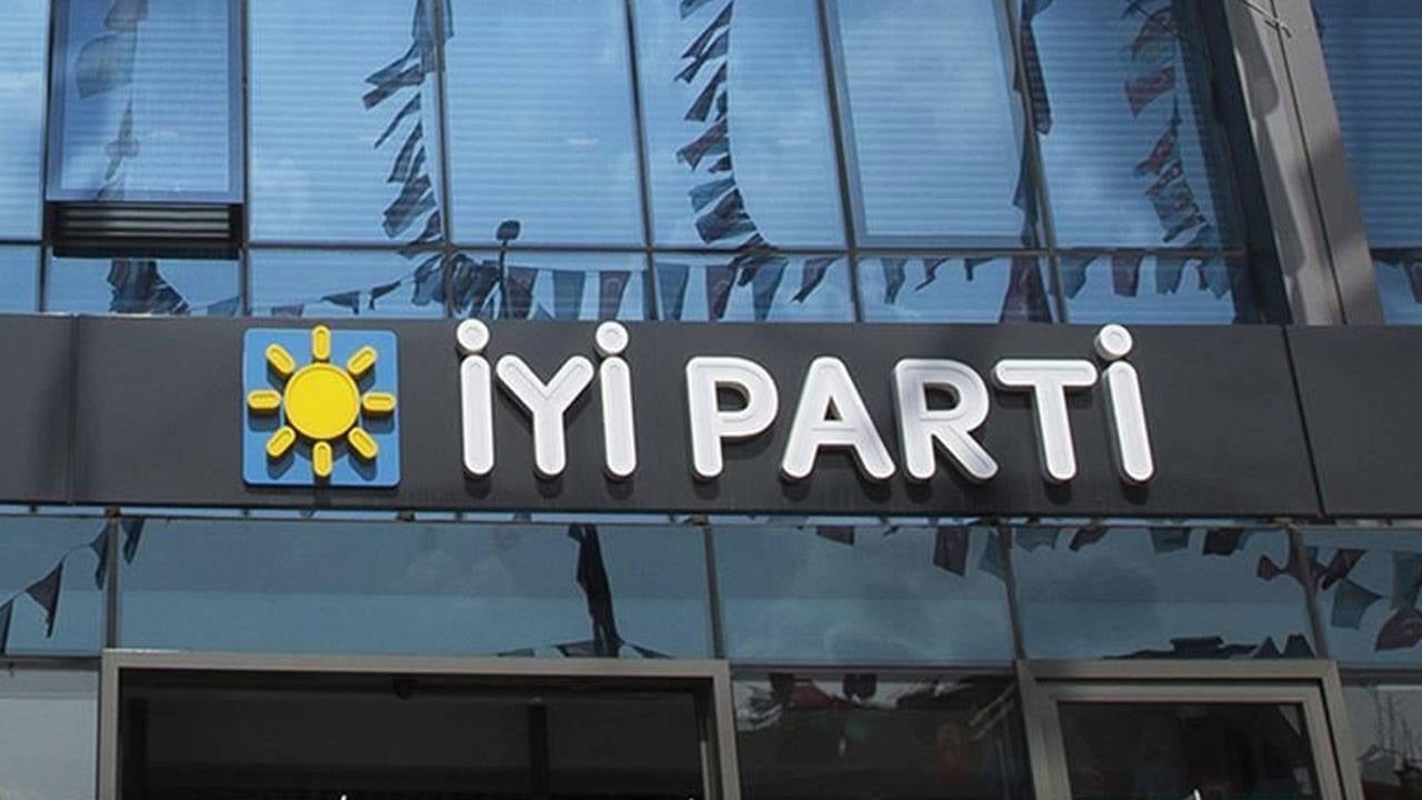 İYİ Parti'de üst düzey istifa! Partiyi eleştirdi