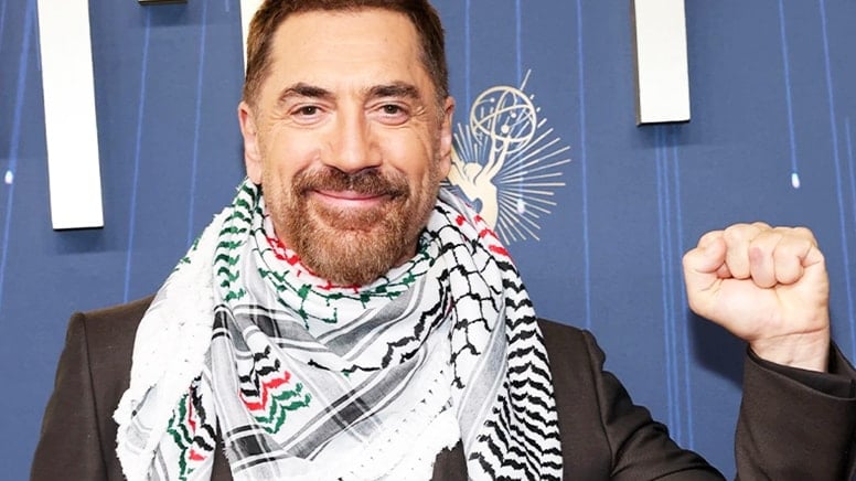 Javier Bardem, Emmy Ödülleri'nin kırmızı halısına Filistin kefiyesiyle çıktı