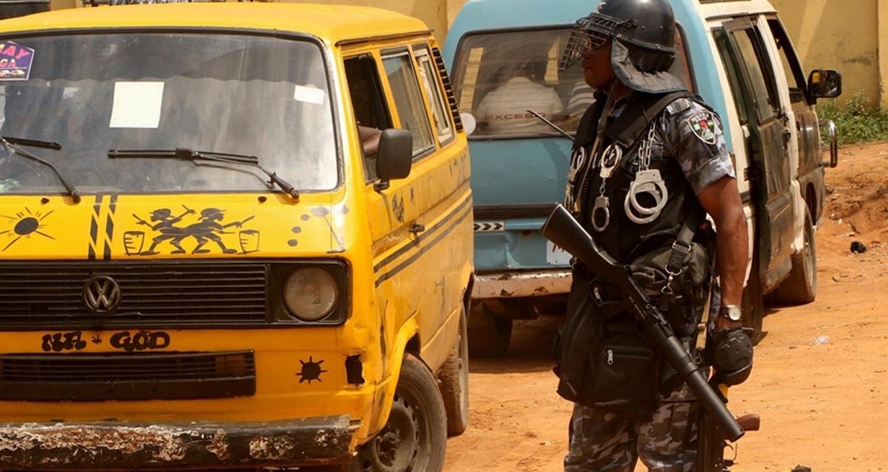 Nijerya'da iki kiliseye saldırı! Ölüler var