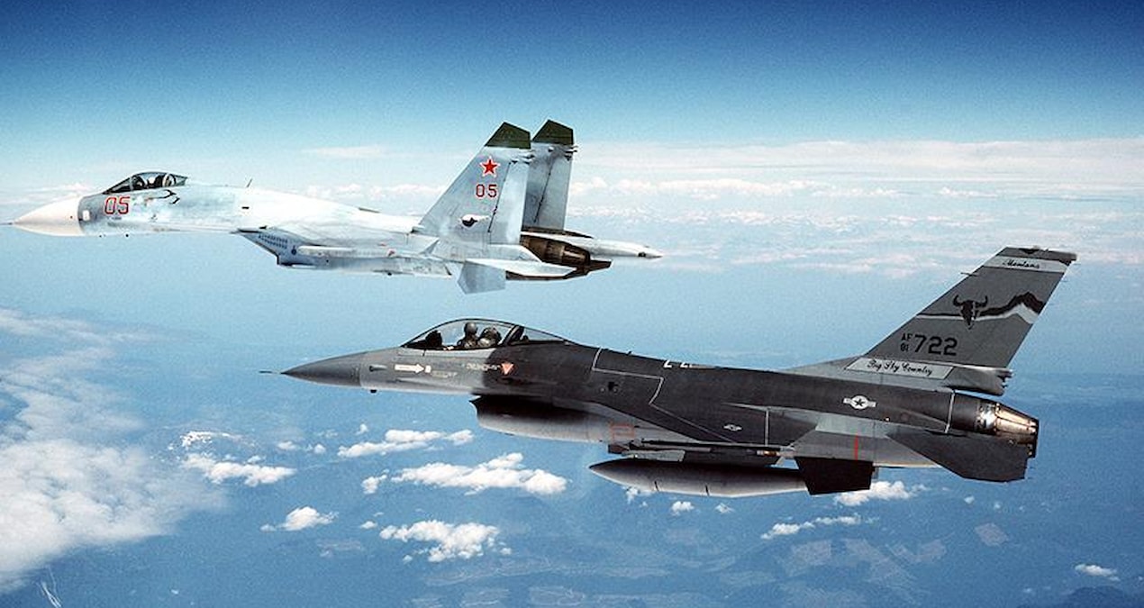 Almanya Savunma Bakanı, Rusya'nın Baltık Denizi'ndeki Provokasyonlarını Kınıyor