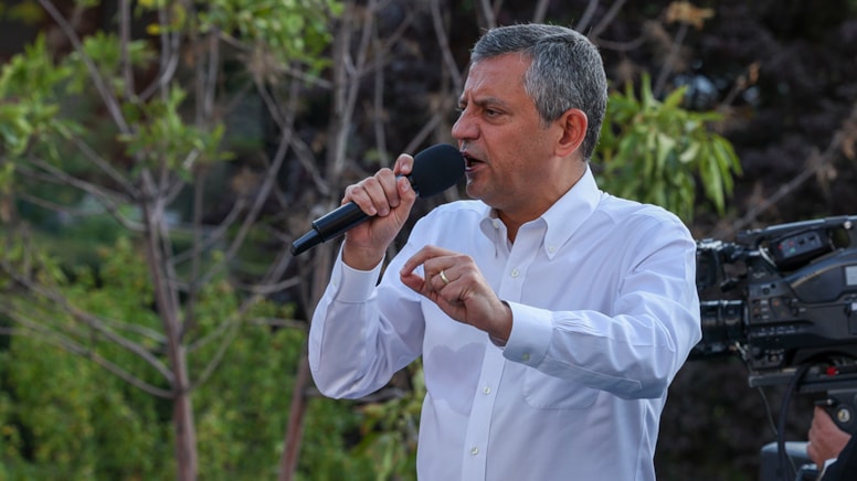 Özgür Özel, yarın Amsterdam’a gidecek