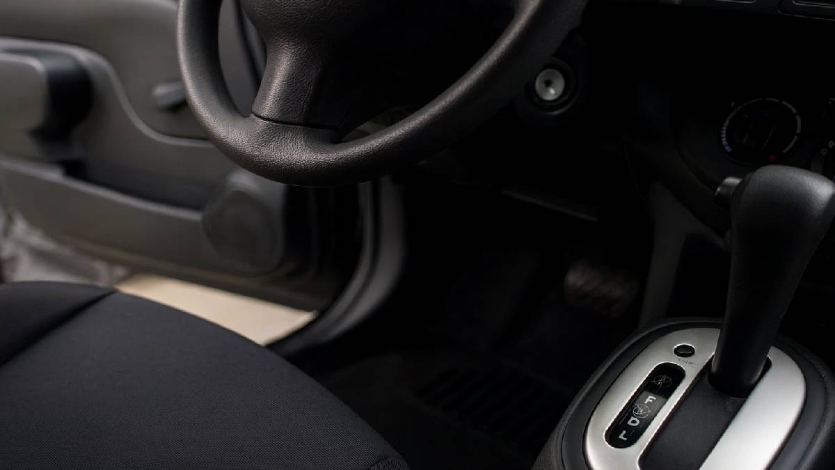 Otomatik vitesli aracı olan herkesi ilgilendiriyor: Şansızmanın ömrünü uzatmak bu kadar basitmiş