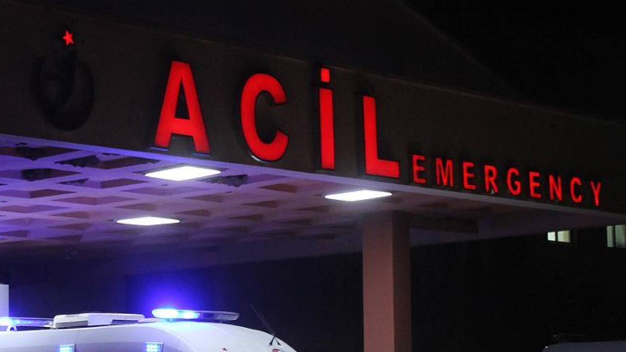 Traktör römorkuna çarpan motosikletli felaketi yaşadı