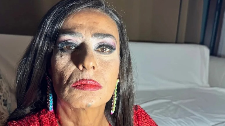 Yaptığı makyaj beğenilmeyince... Yıldız Tilbe'ye hayranları photoshop yaptı