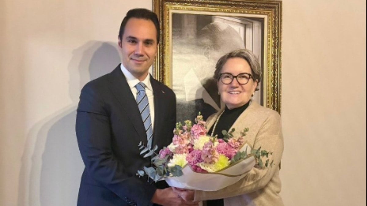 Doğru Yol Partisi'nden Meral Akşener'e sürpriz ziyaret