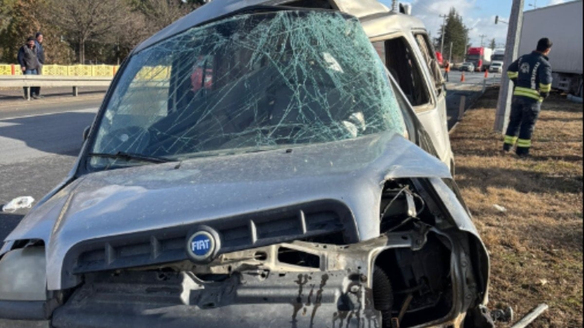 Konya'da feci kaza: Otomobille kamyon çarpıştı: 1 ölü