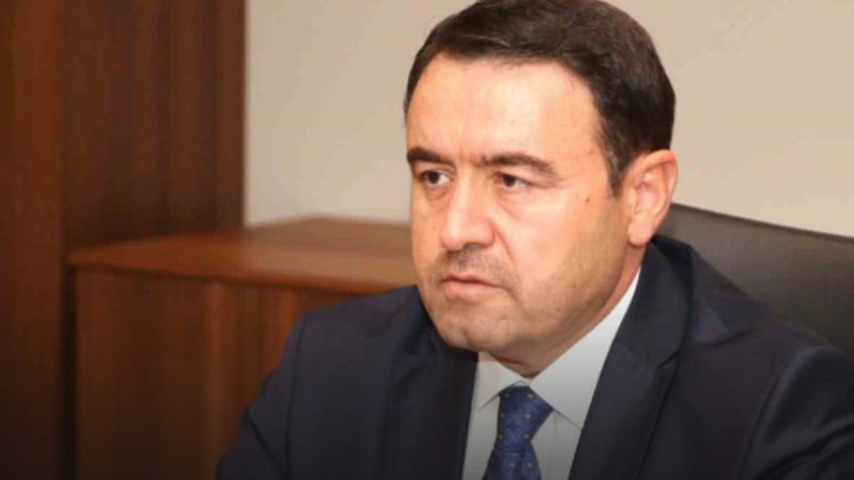 Vali vatandaşa isyan etti: 'İş beğenmiyorlar'