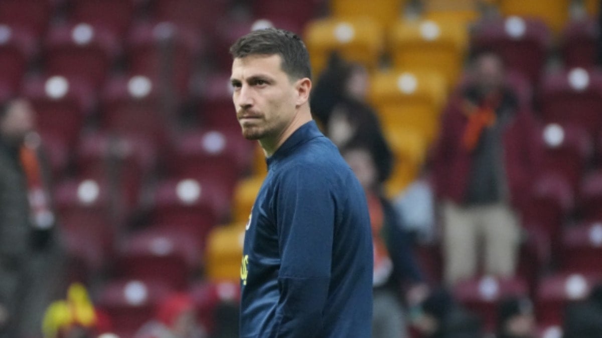 Fenerbahçe'den Mert Hakan Yandaş açıklaması
