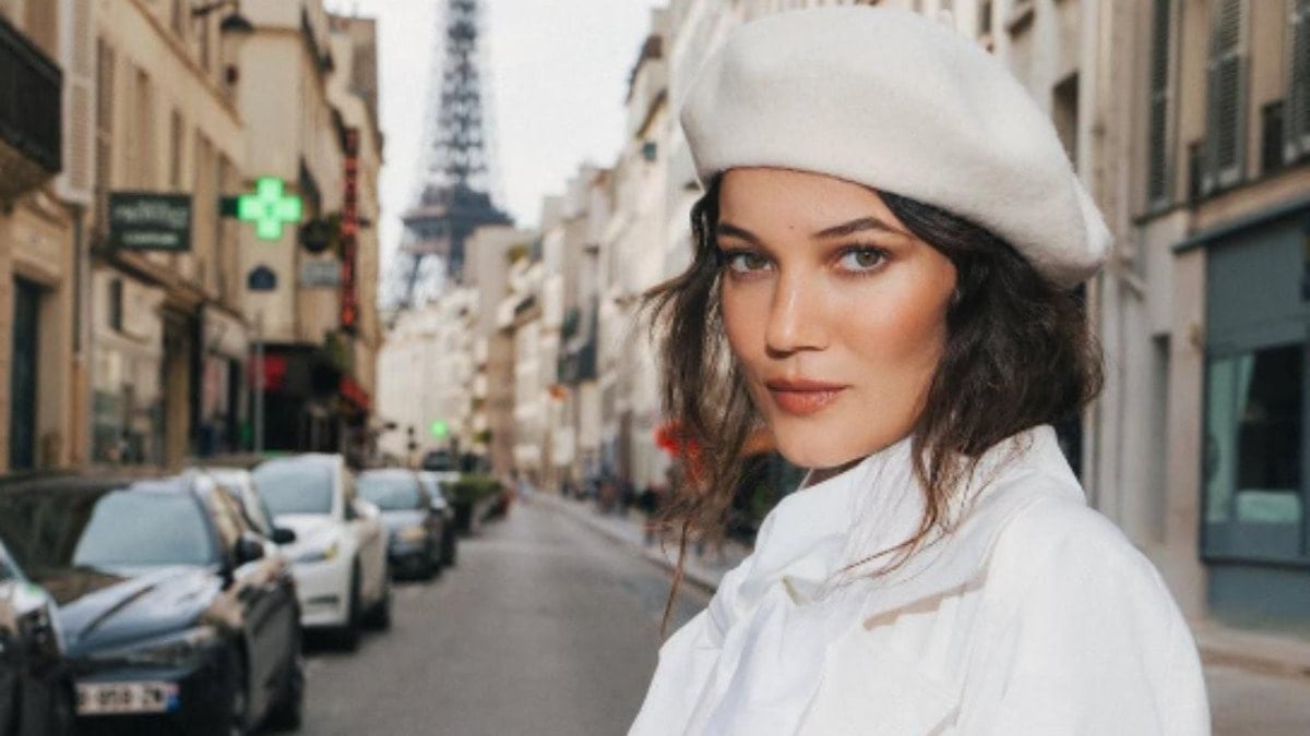 Pınar Deniz Riyad'da: Yeni imajı ve tarzı göz kamaştırdı