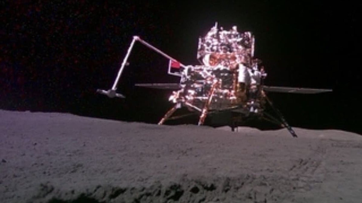 Çinliler Ay'ın karanlık yüzünde açıklanamayan bir şey buldu