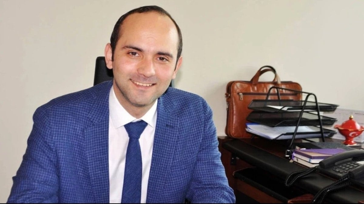 Hastanede yer açmak için yine hücresine dönüyor