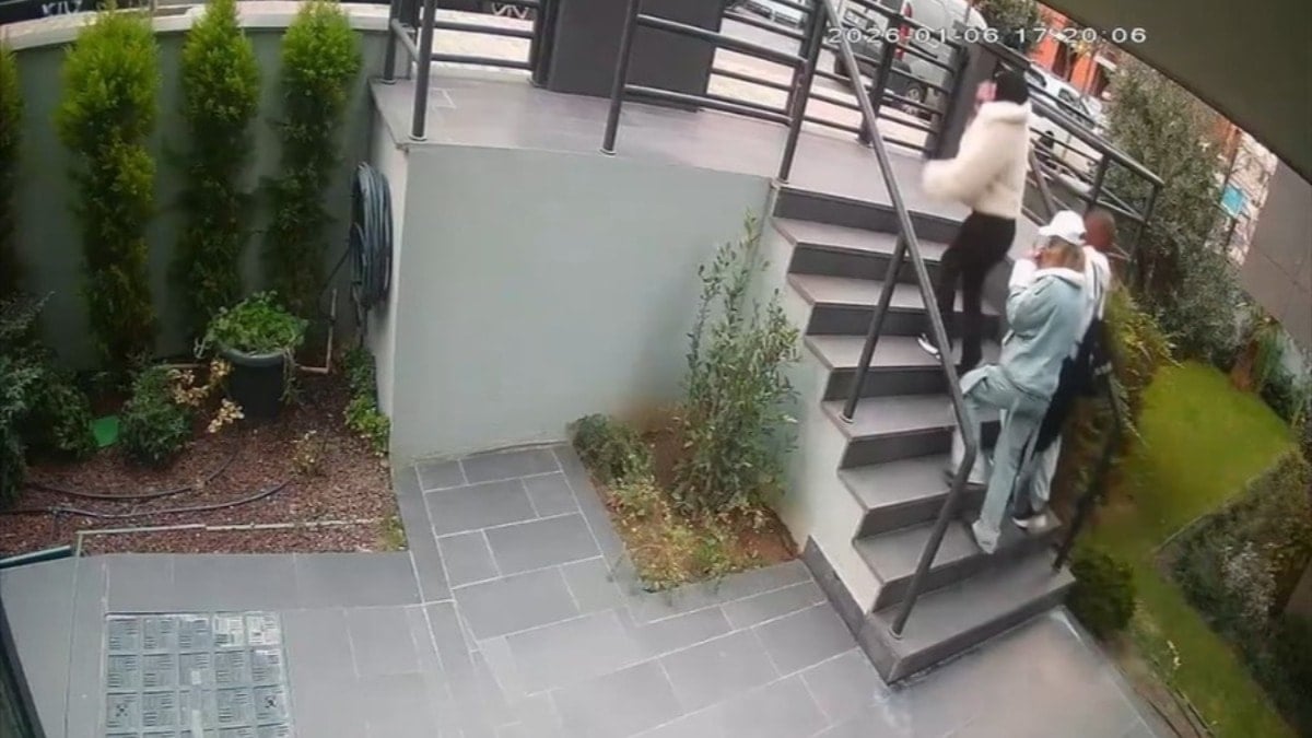 2 evden 1 milyon liralık ziynet eşya çalan hırsızlar yakalandı