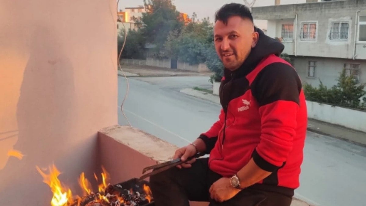 Mersin'de traktör devrildi: Sürücü hayatını kaybetti