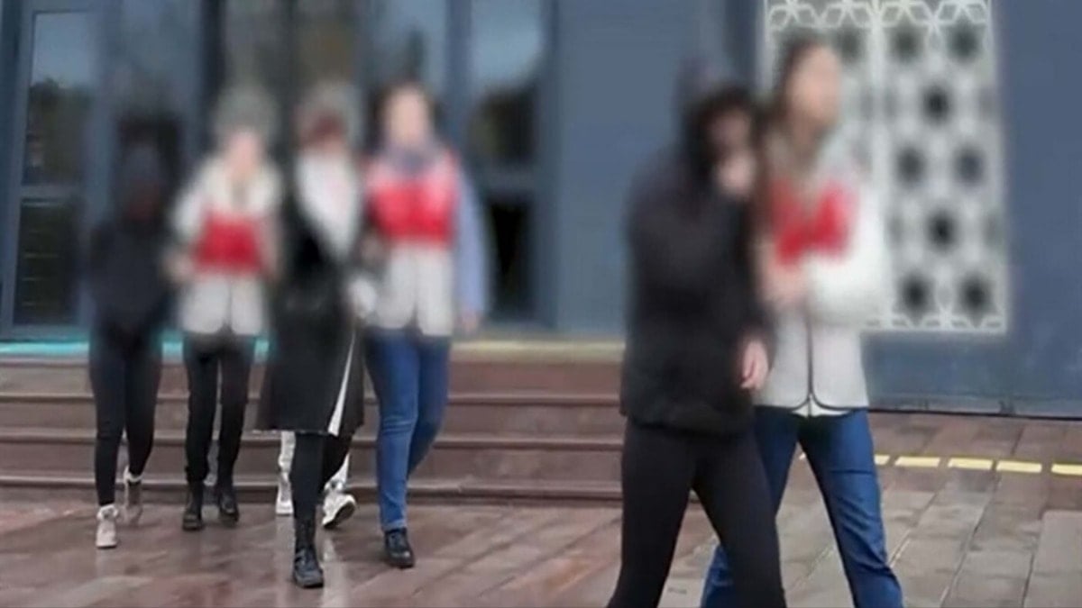 Çanakkale'de fuhuş operasyonu; 6 gözaltı