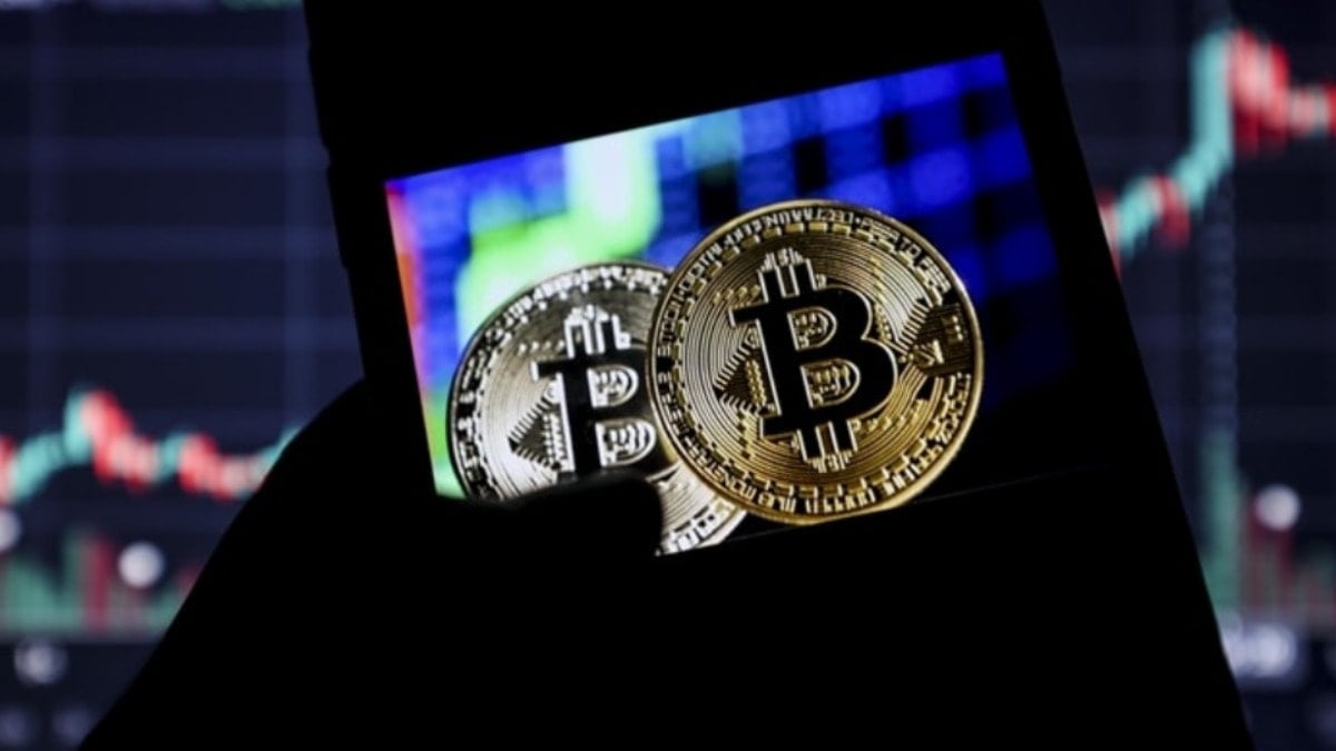 Kripto para yatırımcıları panikte: Gözler pazartesiye çevrildi