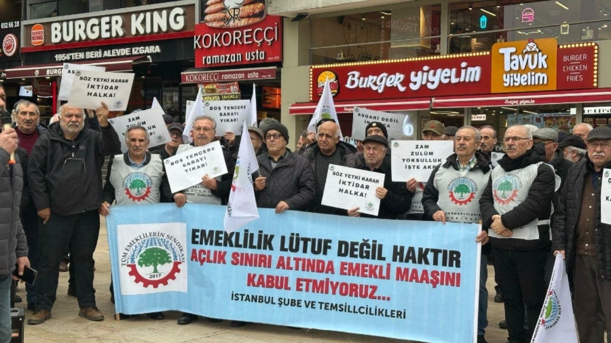 Yine sokaktalardı: AKP–MHP iktidarı emekliyi aşağılayan, hakaret eden bir dil kullanıyor