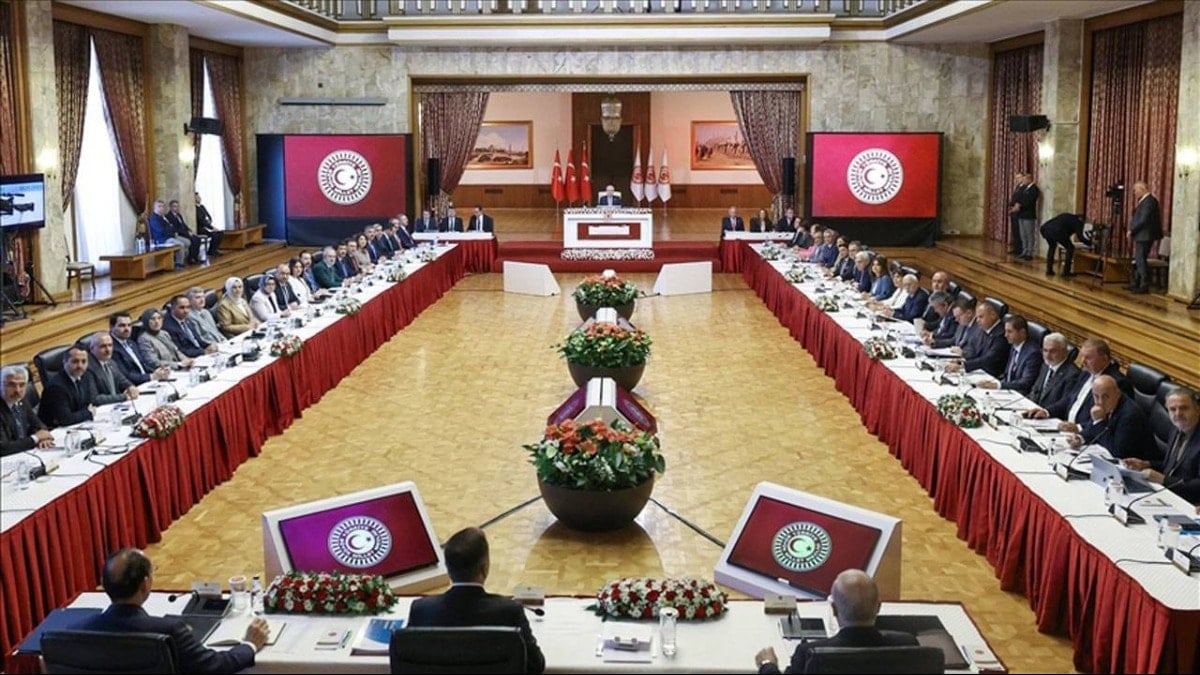 AKP’li kurmaylardan uyarı! Soru işaretleri artıyor