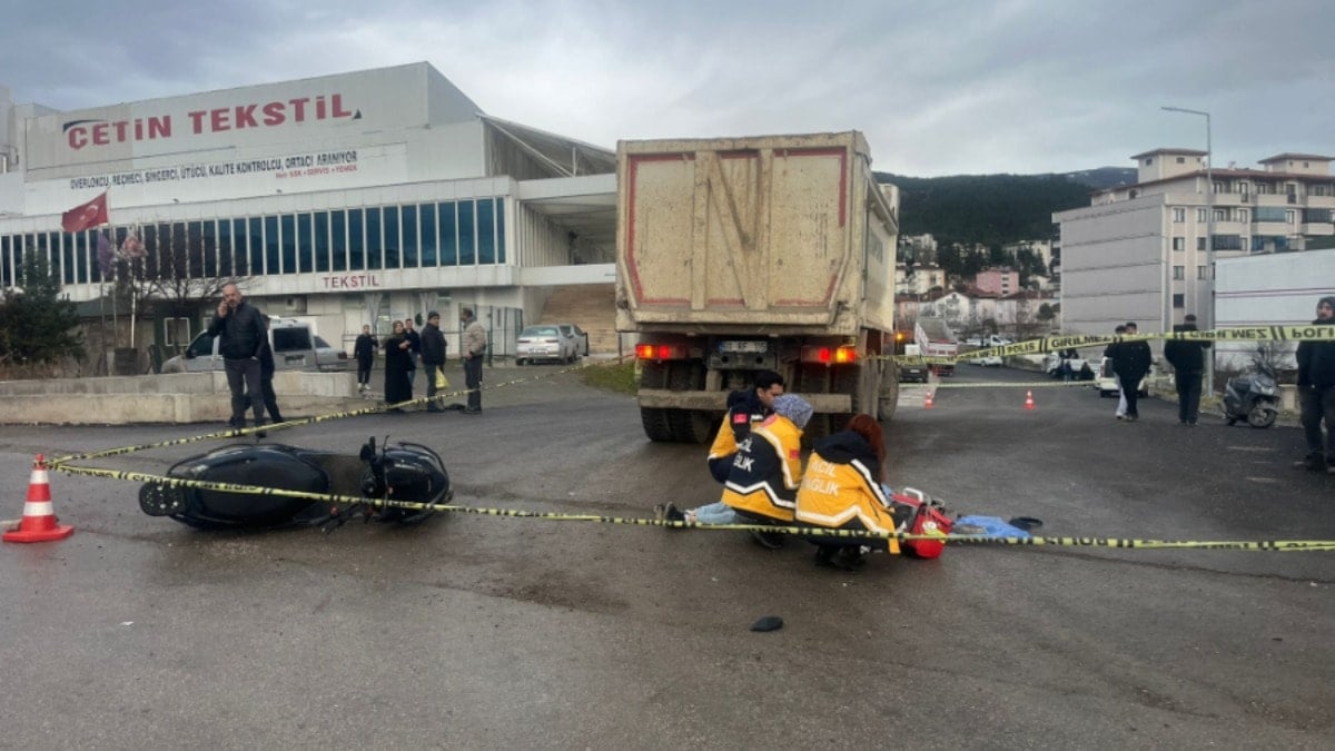 Tokat'ta kamyon ile motosiklet çarpıştı: 1 ölü