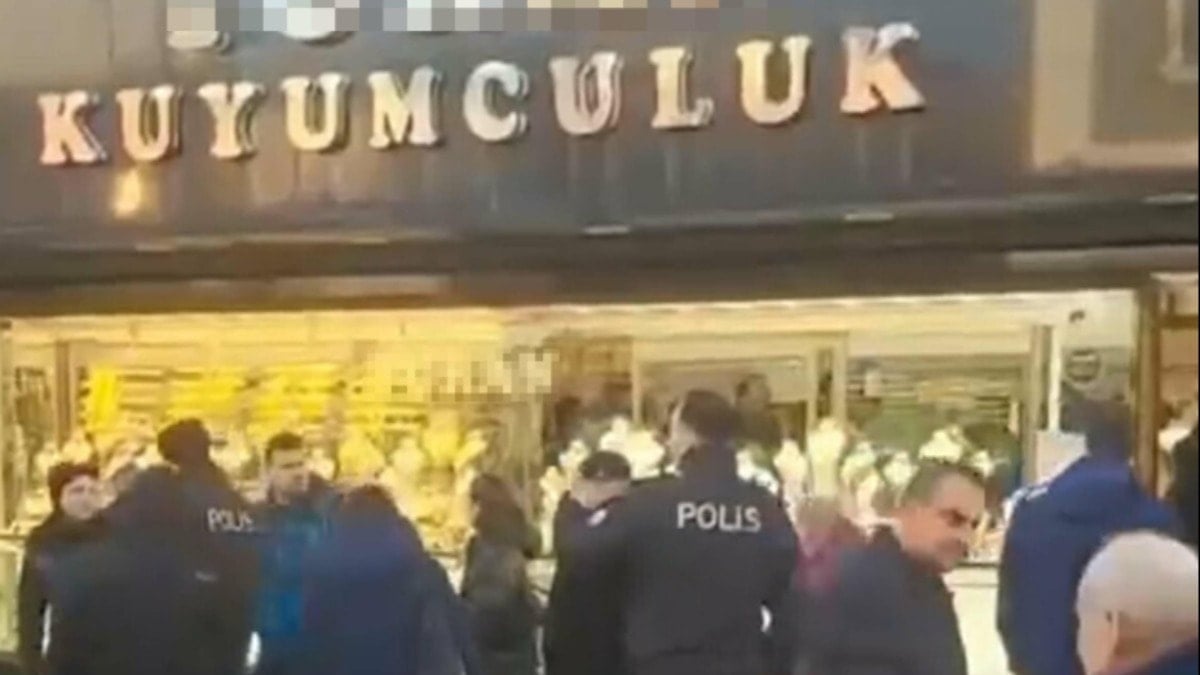 Milyonlarca lira onlarca mağdur! Kuyumcu baba-oğul sırra kadem bastı