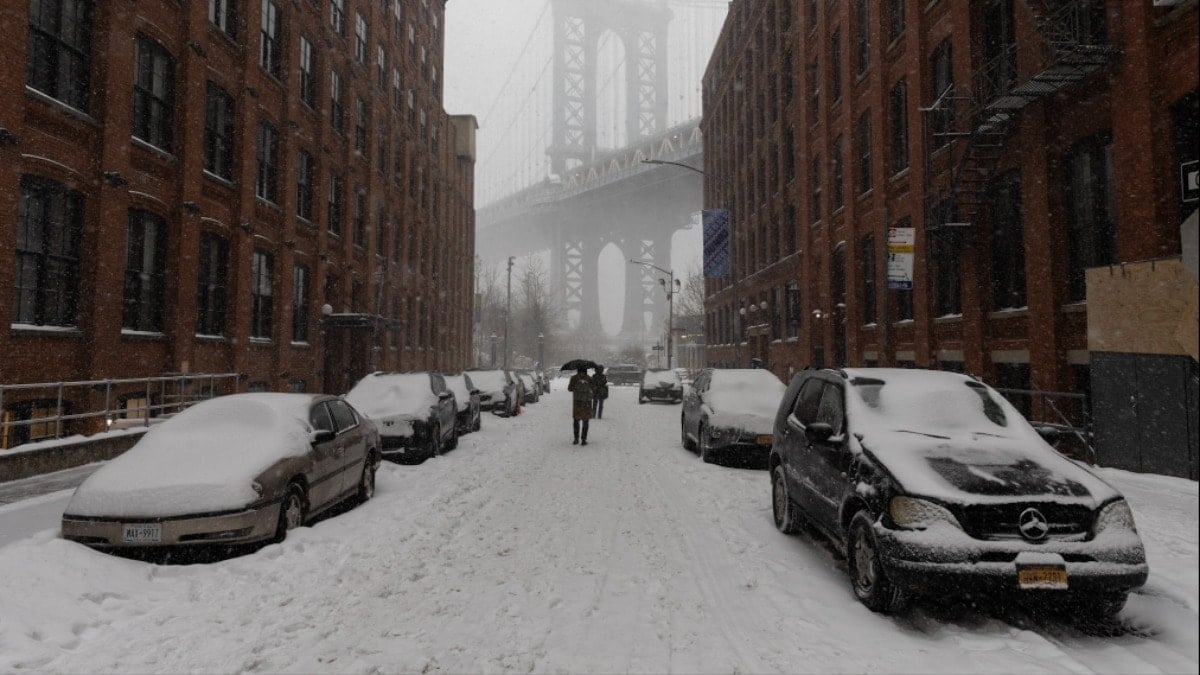 ABD beyaz cehennemi yaşıyor: Kar fırtınası ve aşırı soğuklar nedeniyle 11 kişi hayatını kaybetti