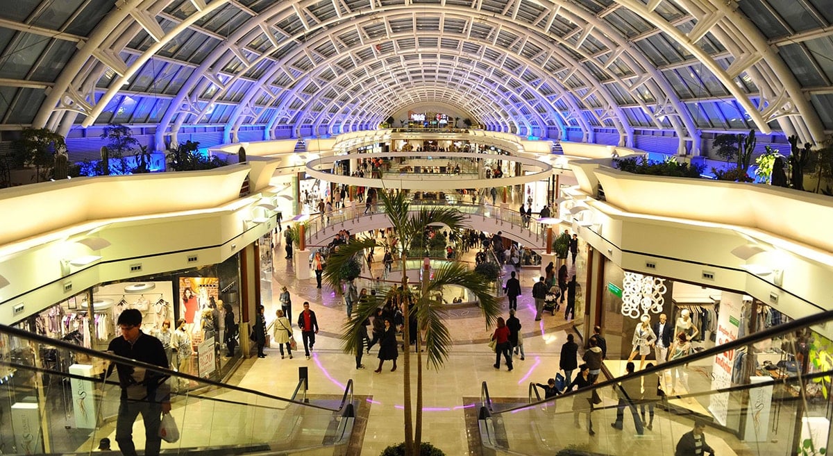 AVM’lerde yeni dönem başladı