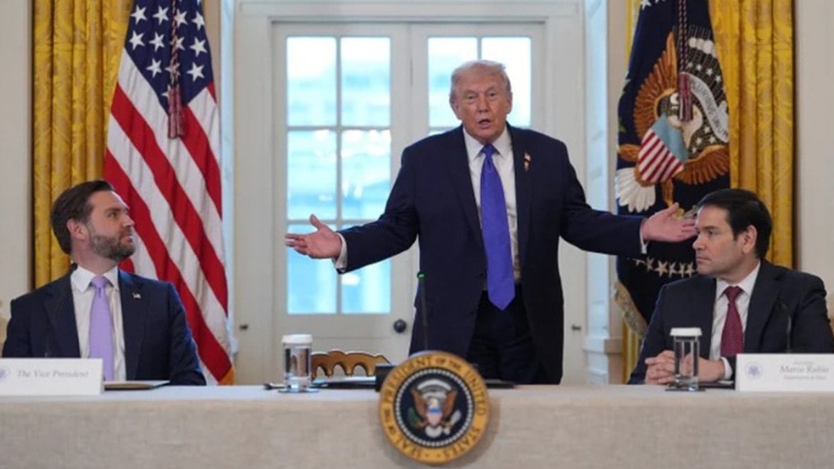 79 yaşındaki Trump akıl sağlığını mı kaybediyor?