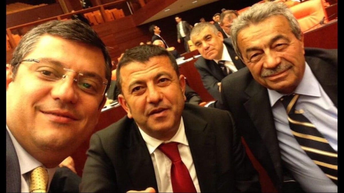 CHP lideri Özel Kamer Genç'i andı: Çok özledik, hiç unutmadık