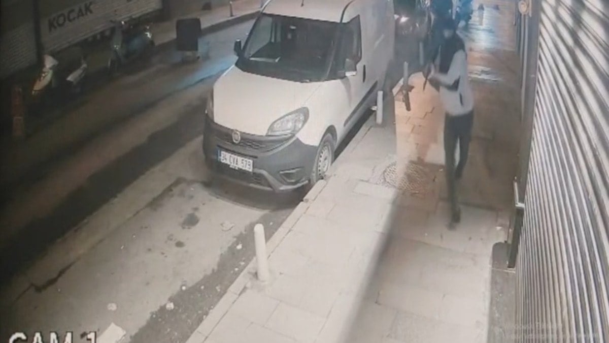 Kağıthane'de kalaşnikoflu saldırı: 'İşi dayı lakaplı kişiden aldım'